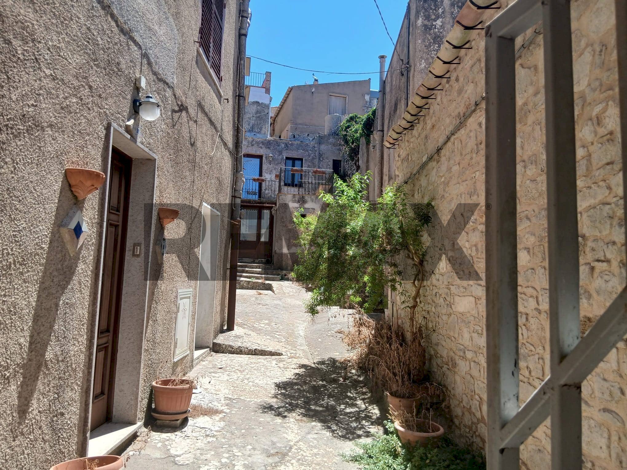 Edificio all\'aperto - Casa indipendente VIA VITO CARVINI
10, Erice - foto 2