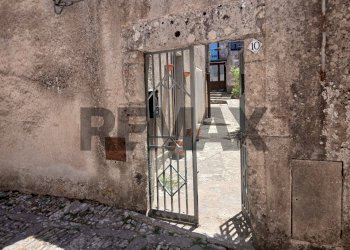 Edificio all\'aperto - Casa indipendente VIA VITO CARVINI
 
10, Erice - foto 1