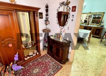 Hall / corridoio - Trilocale Via Ammiraglio Persano
 
7, Palermo - foto 14