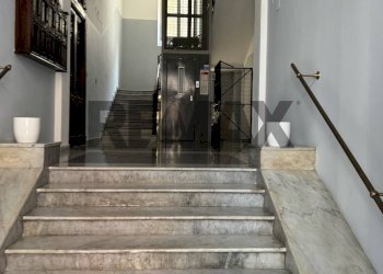 Ricezione / Lobby - Cantina / Solaio Corso Sidney Sonnino
6/A, Bari - foto 7