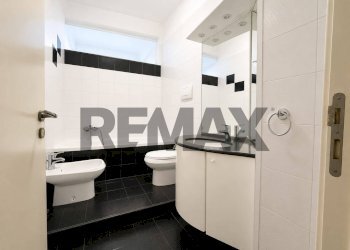 Bagno - Four-room apartment via Trilussa
 
31/33, Triggiano - photo 8
