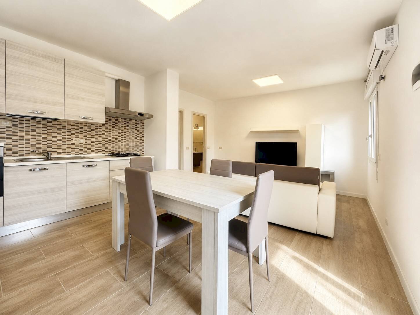 Foto 1 - Two-room apartment Via Nettuno
 
27, Chioggia - photo 1