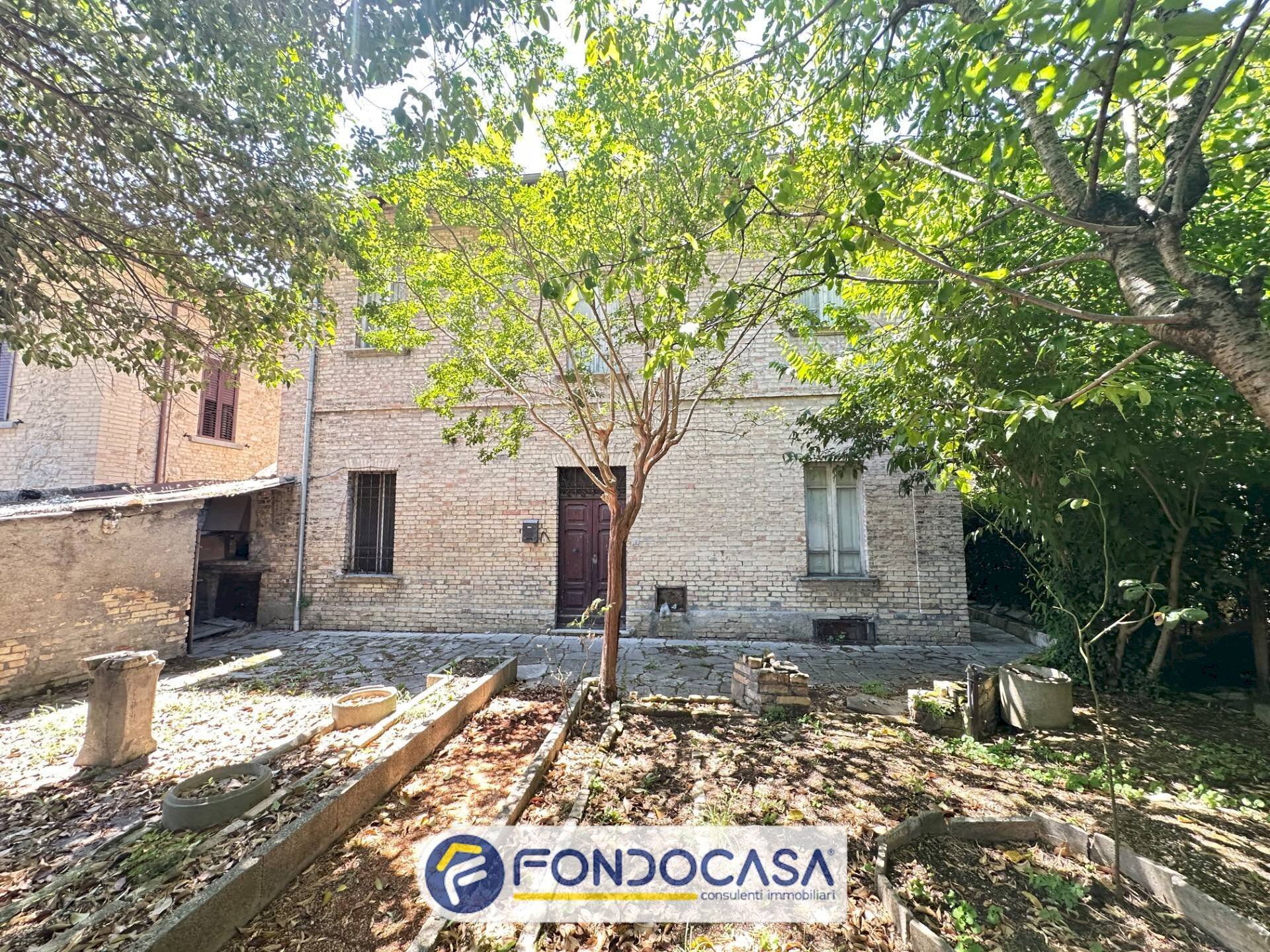 Foto 1 - Casa indipendente Via Tolignano
 
100, Ascoli Piceno - foto 1