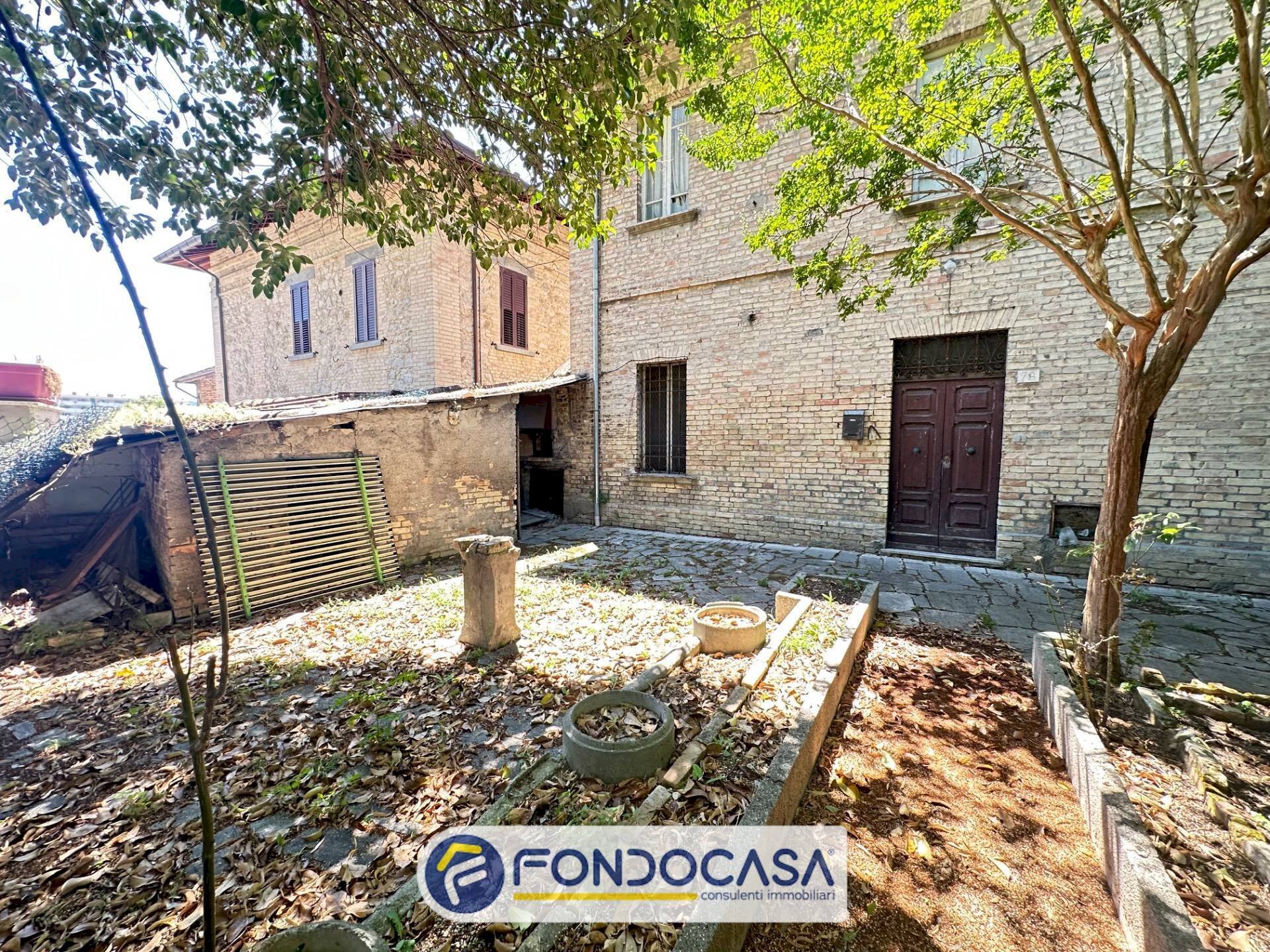 Foto 2 - Casa indipendente Via Tolignano
100, Ascoli Piceno - foto 2
