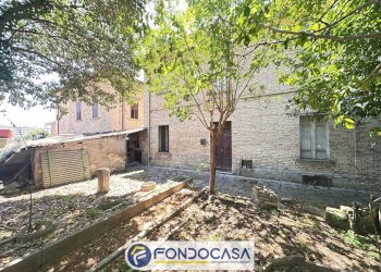 Foto 18 - Casa indipendente Via Tolignano
 
100, Ascoli Piceno - foto 18
