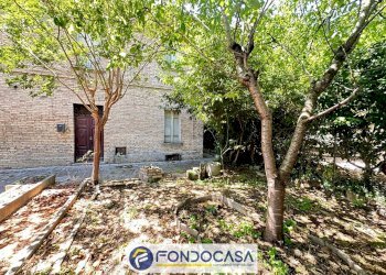 Foto 23 - Casa indipendente Via Tolignano
 
100, Ascoli Piceno - foto 23