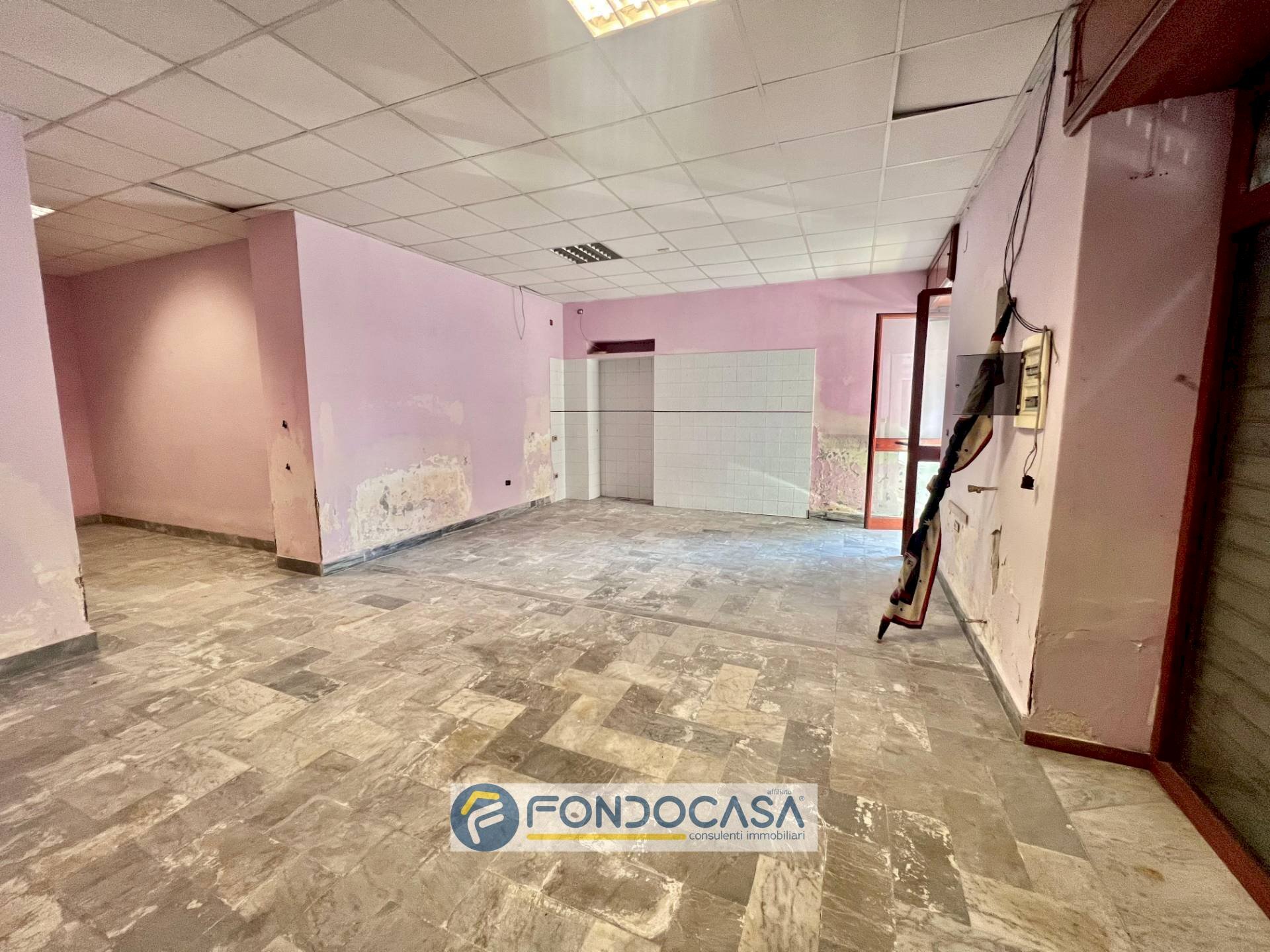Foto 3 - Commercial Premises via crucis
82, Sant'Antimo - photo 3