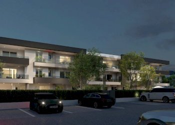 Edificio all\'aperto - Trilocale via trento
 
snc, Cadorago - foto 31