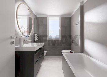 Bagno - Three-room apartment via gaiada, Beregazzo con Figliaro - photo 14
