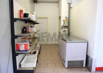 Cucina - Attività Commerciale via risorgimento
14, Lurago Marinone - foto 24