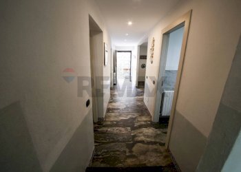 Hall / corridoio - Casa indipendente via Regina Nuova, Carate Urio - foto 12