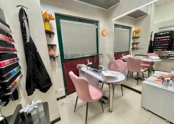 Sala da pranzo - Ufficio Via Varesina
 
126 a, Villa Guardia - foto 8