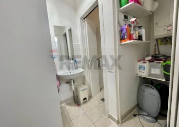 Bagno - Ufficio Via Varesina
 
126 a, Villa Guardia - foto 30