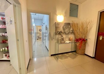 Hall / corridoio - Ufficio Via Varesina
 
126 a, Villa Guardia - foto 38