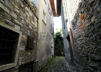 Edificio all\'aperto - Casa indipendente Via Scalottola
1, Dongo - foto 40