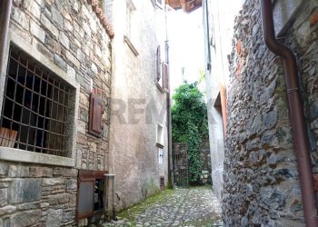 Edificio all\'aperto - Casa indipendente Via Scalottola
1, Dongo - foto 42