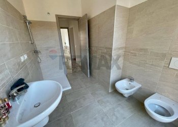 Bagno - Quadrilocale Via Enrico Corbetta
 
3, Cantù - foto 17