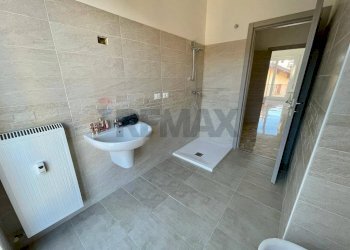 Bagno - Quadrilocale Via Enrico Corbetta
 
3, Cantù - foto 18