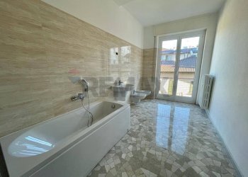 Bagno - Quadrilocale Via Enrico Corbetta
 
3, Cantù - foto 30