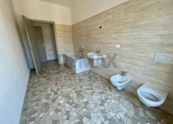 Bagno - Quadrilocale Via Enrico Corbetta
 
3, Cantù - foto 32