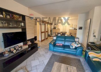 Soggiorno - Three-room apartment via brentano
2, Griante - photo 5
