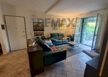Soggiorno - Three-room apartment via brentano
2, Griante - photo 7
