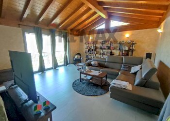 Soggiorno - Villa via felice cavallotti
01, Schignano - foto 7