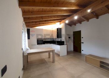 Cucina - Trilocale via xx settembre, San Fermo della Battaglia - foto 1