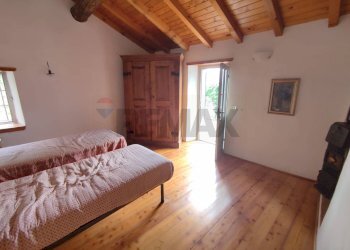 Camera / camera da letto - Rustic via Paradiso, Gera Lario - photo 26