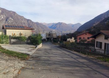 Vista delle montagne - Terreno edificabile via giobbi, Claino con Osteno - foto 2