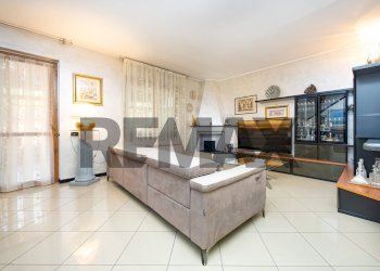 Soggiorno - Semi-detached house Giovanni Pascoli
 
62, Ornago - photo 3