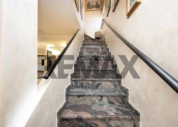 Scale - Semi-detached house Giovanni Pascoli
 
62, Ornago - photo 15