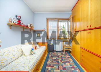 Camera / camera da letto - Semi-detached house Giovanni Pascoli
 
62, Ornago - photo 21