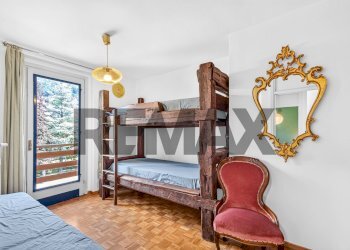 Camera / camera da letto - Three-room apartment viale Venezia
22, Ponte di Legno - photo 17
