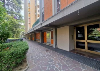 Facciata - Shop viale Felsina, 31, Bologna (neighborhood Mazzini) - photo 1