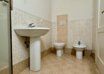 Bagno - Monolocale via di Corticella, 256, Bologna (zona Lame) - foto 10