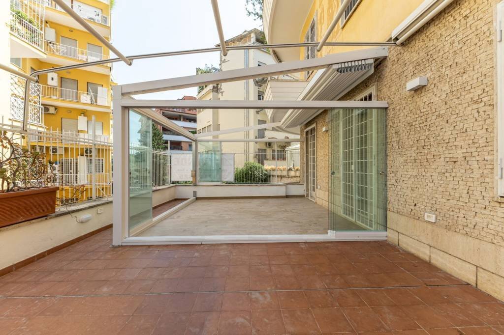 Terrazzo - Trilocale via Barnaba Tortolini, 5, Roma - foto 2