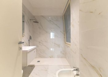 Bagno - Trilocale via Barnaba Tortolini, 5, Roma - foto 15