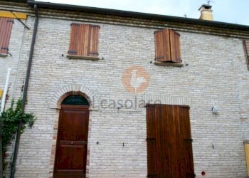 Facciata - Rustico via di Villa Giulia, Fano - foto 3