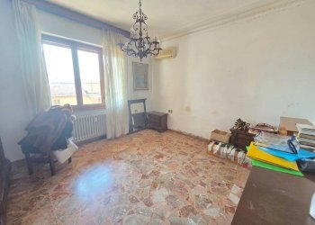 Interno appartamento - Trilocale via Antonio Rossellino, Prato - foto 3