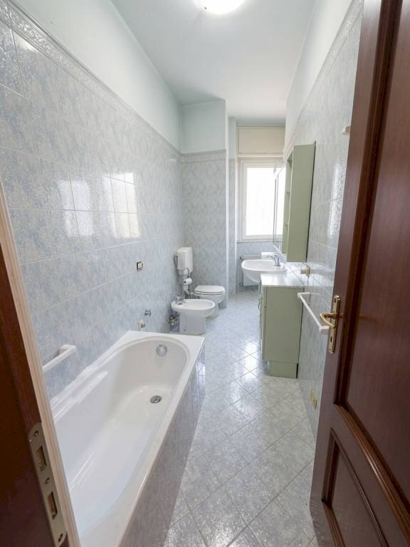 Bagno - Appartamento via Guttuari, Asti - foto 3