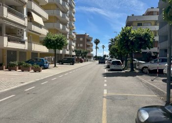 Foto 5 - Trilocale via pompeo
 
13, Alba Adriatica - foto 5