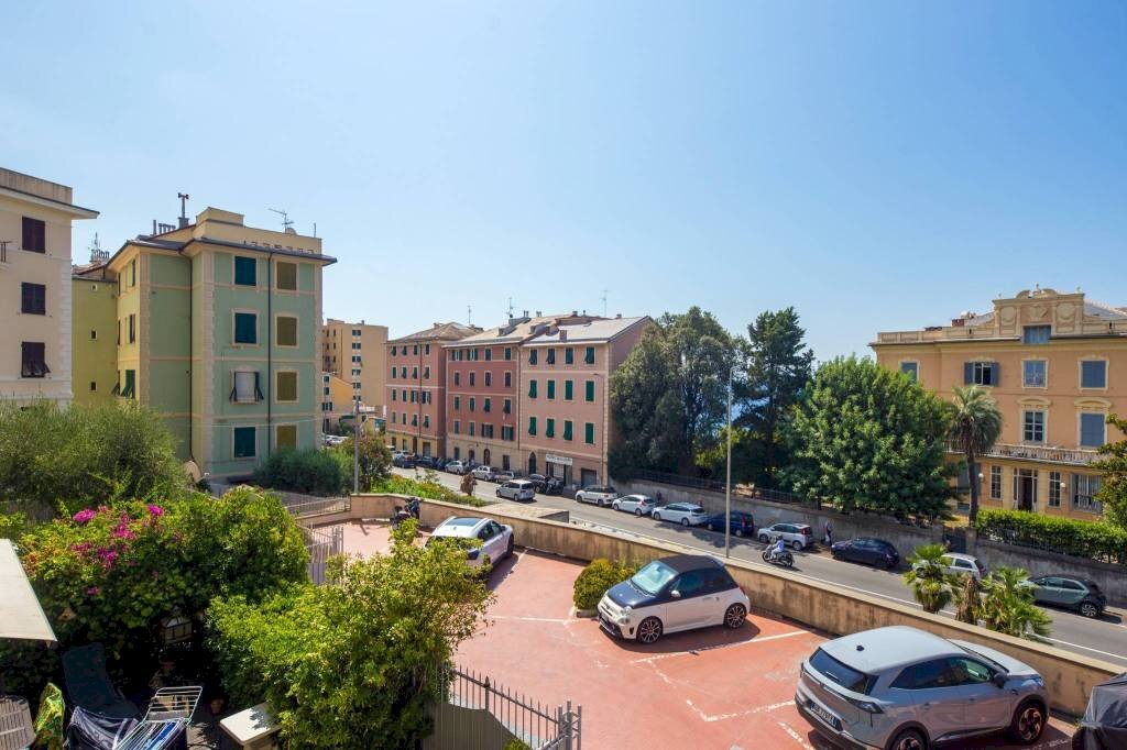 Vista - Appartamento via Angelo Gianelli, frazione Quinto Al Mare, Genova - foto 2