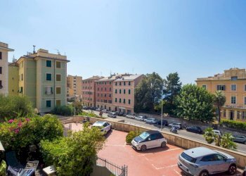 Vista - Appartamento via Angelo Gianelli, frazione Quinto Al Mare, Genova - foto 2