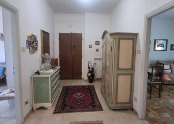 Ingresso - Trilocale Genova (zona Sampierdarena) - foto 32