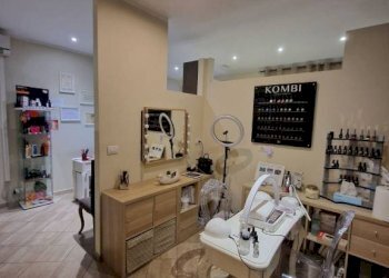 Interno non residenziale - Shop Stradale Fenestrelle, Pinerolo - photo 5