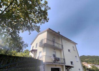 Foto 4 - Four-room apartment Via Sasso di Sotto
 
10, Viano - photo 4