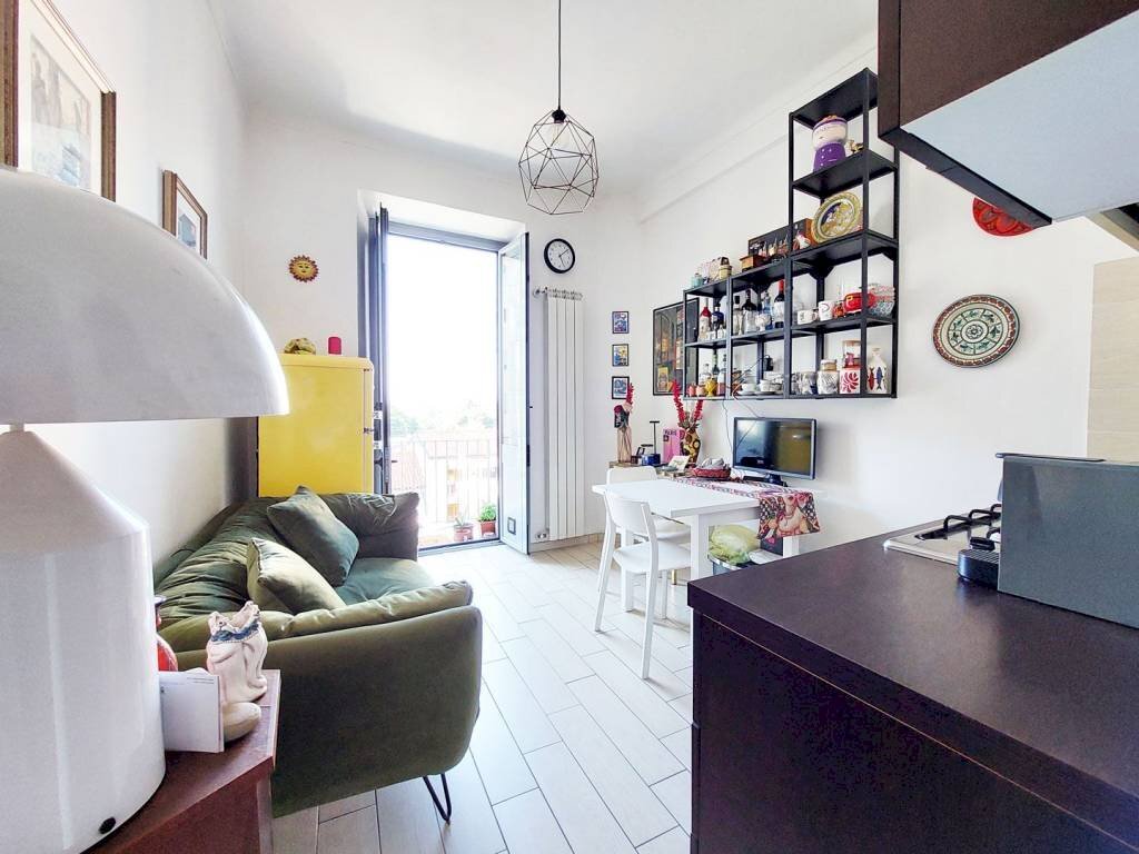 Studio - Bilocale via Romagnano, 18, Torino (zona Parella) - foto 3