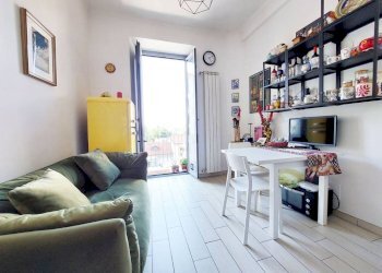 Salone - Two-room apartment via Romagnano, 18, Torino (neighborhood Parella) - photo 4
