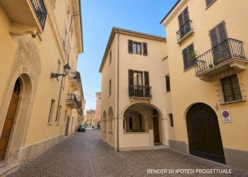 Facciata - Independent house via Carlo Massimiliano Roero, 6, Cuneo (neighborhood Centro) - photo 2